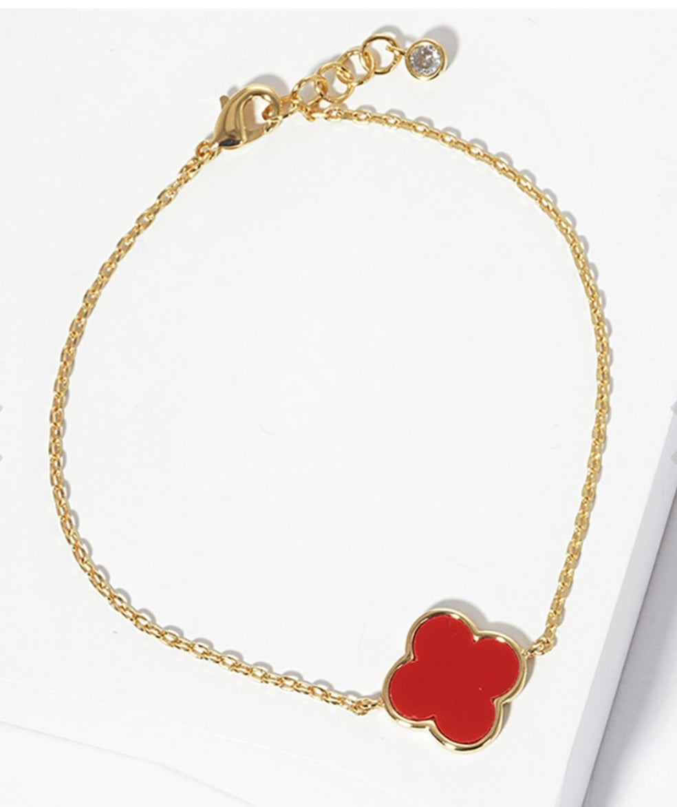 Gold Dipped Quatrefoil Charm Bracelet