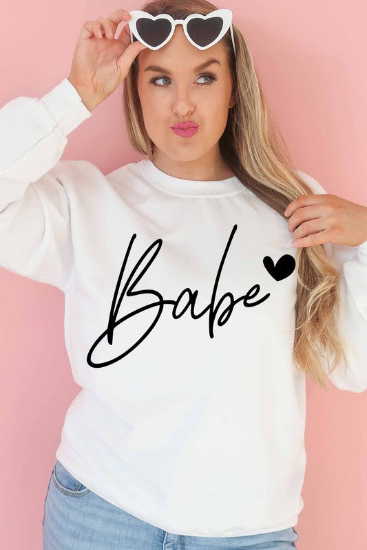 BABE GRAPHIC SWEATSHIRT